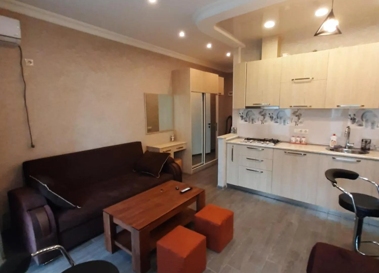 Cozy Apartment In 50 Meters To The Beach Batumi Georgia