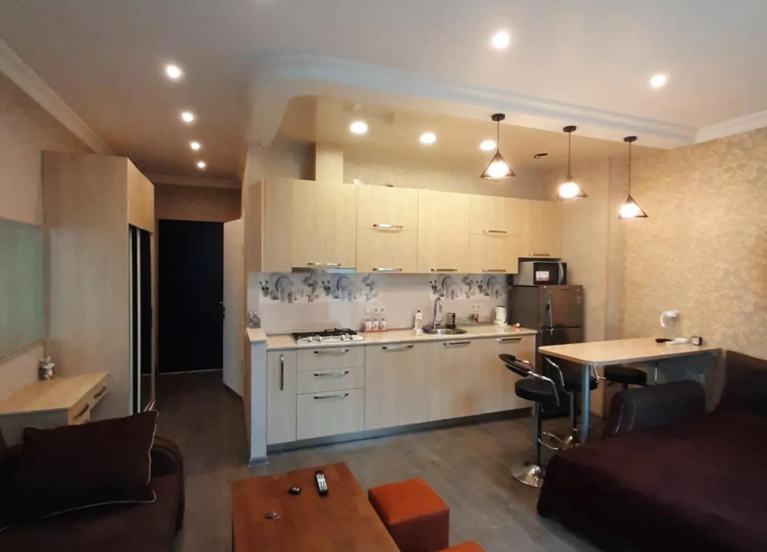 Cozy Apartment In 50 Meters To The Beach Batumi