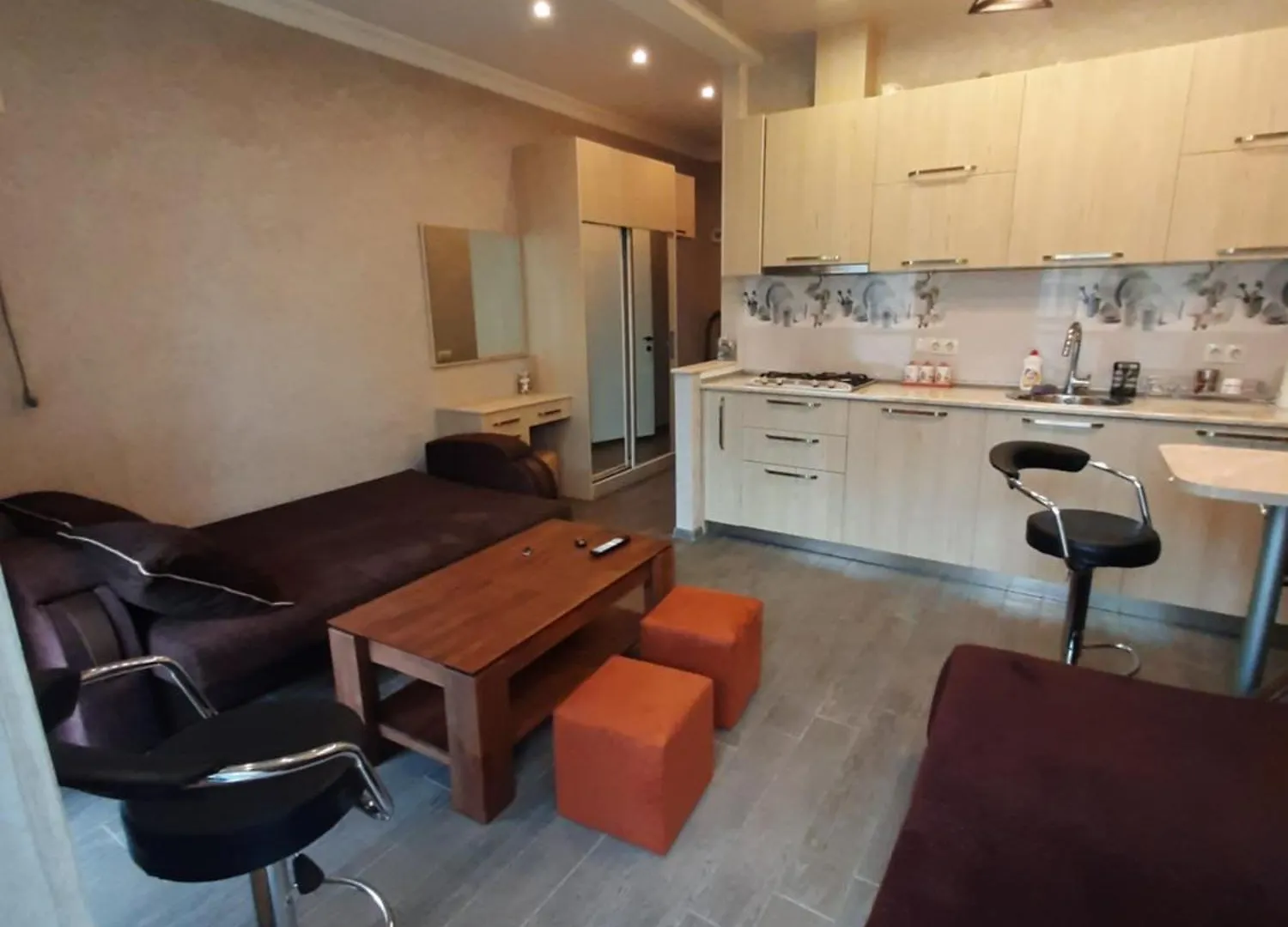 Cozy Apartment In 50 Meters To The Beach Batumi