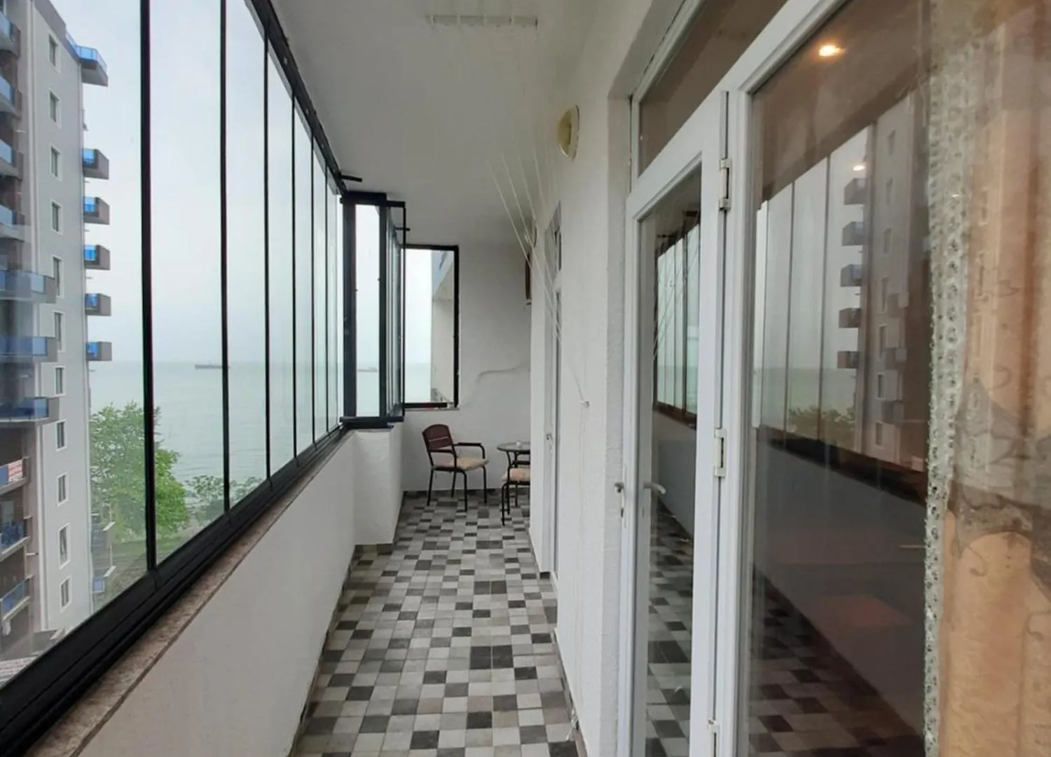 Cozy Apartment In 50 Meters To The Beach Batumi 0*,  Georgia
